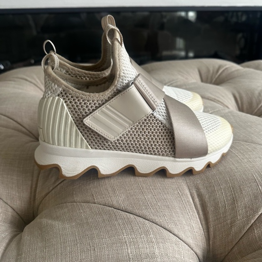 Sorel Women's Sneakers in Cream and Tan